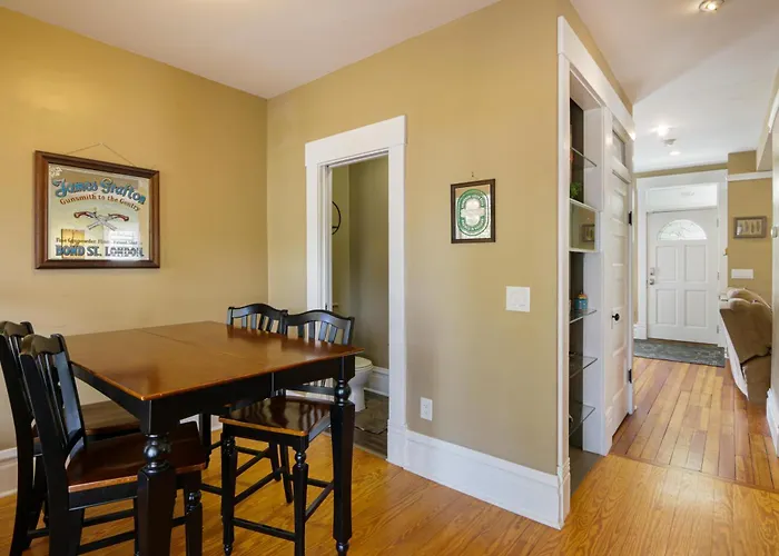 Charming With Garage, Hot Tub & Garden! Near Osu & Short North Holiday home