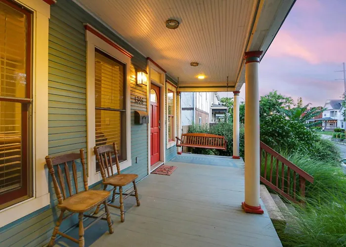Charming With Garage, Hot Tub & Garden! Near Osu & Short North Columbus