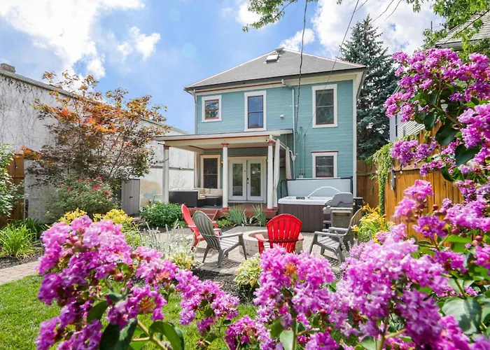 Holiday home Charming With Garage, Hot Tub & Garden! Near Osu & Short North *